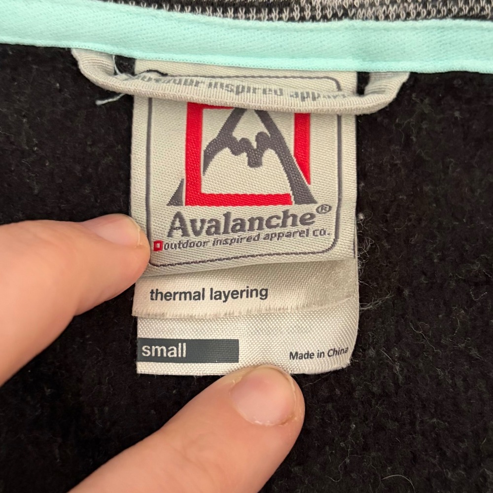 Avalanche Womens Small 1/4 Zip Thermal Layering Top Grey/Black Athleisure - Picture 2 of 10